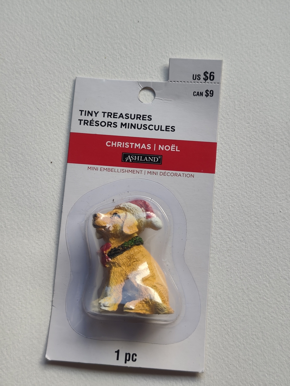3/$20💗Ashland Tiny Treasures  Golden Retriever Puppy Holiday Mini Embellishment